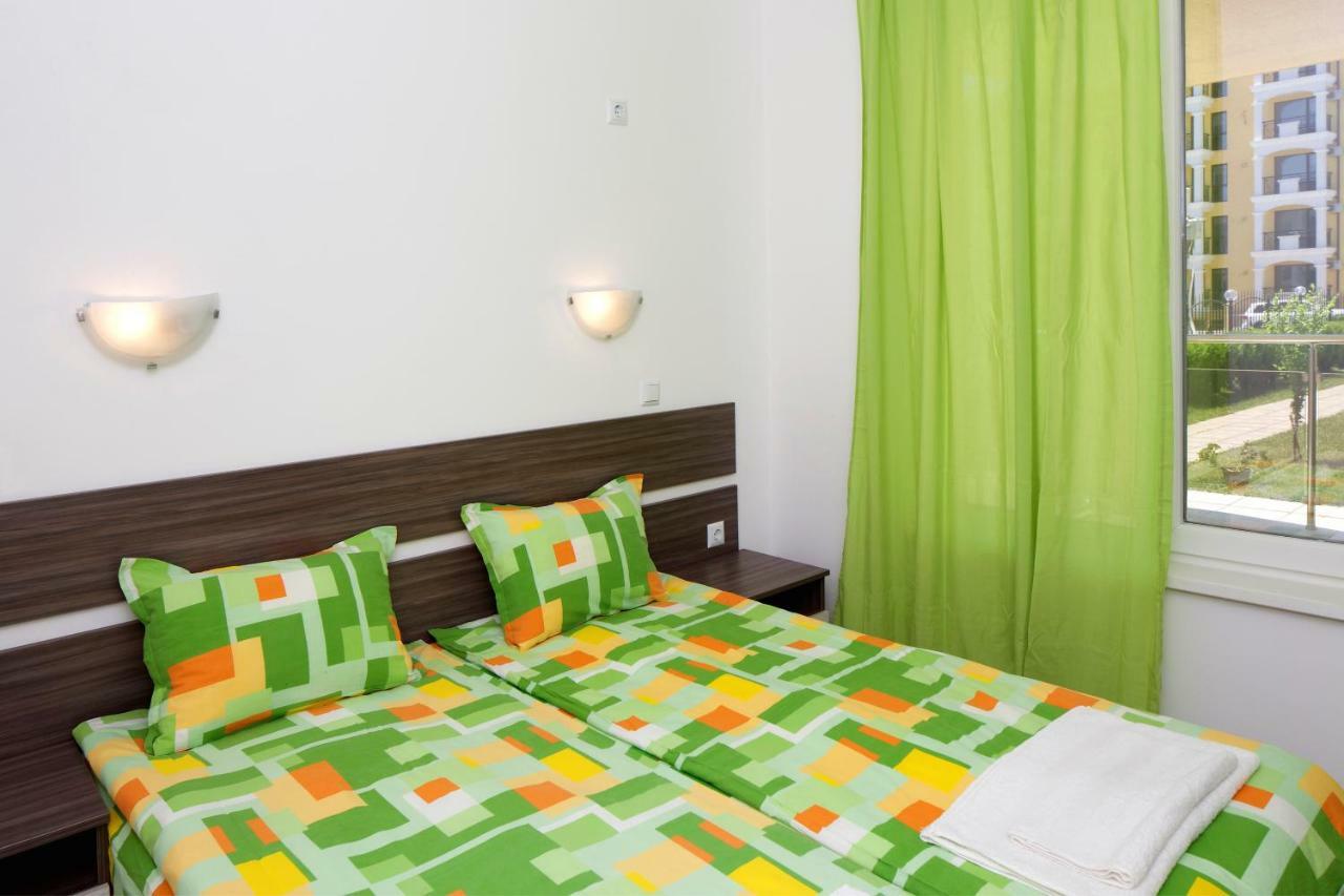 Anna Marina Apartments Sveti Vlas Exterior photo